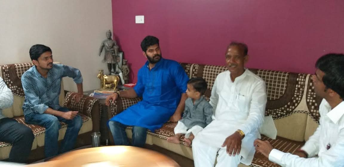 मराठी टीव्ही मालिका कलाकारांसोबत